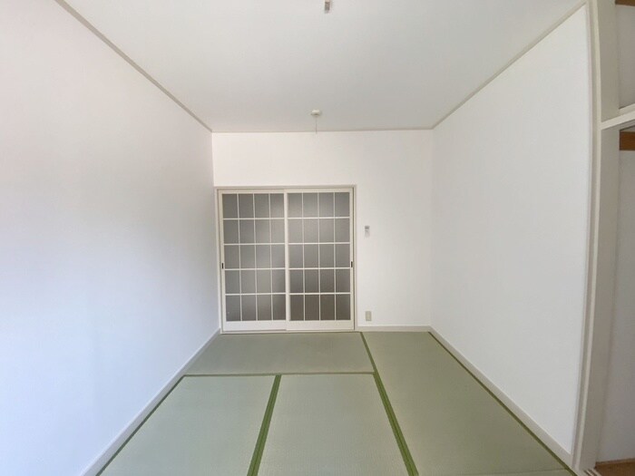 物件内観写真18　(居室)