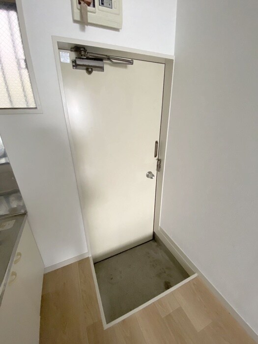物件内観写真20　(玄関)