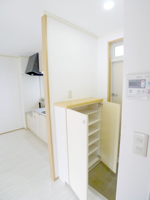 アルファの靴箱