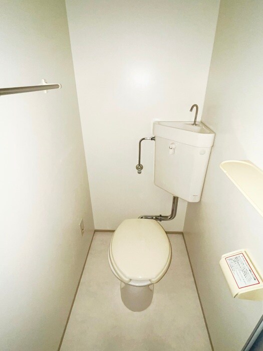 物件内観写真11　(トイレ)