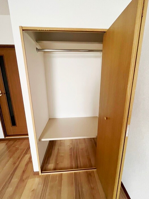 物件内観写真13　(収納)