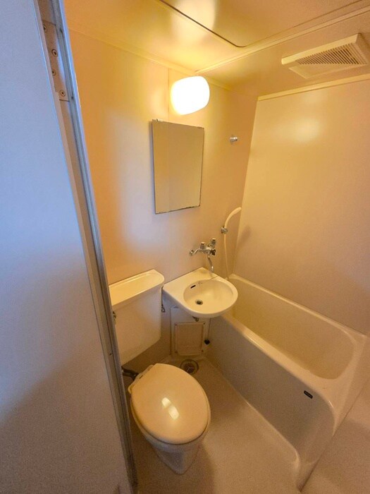 物件内観写真10　(トイレ)