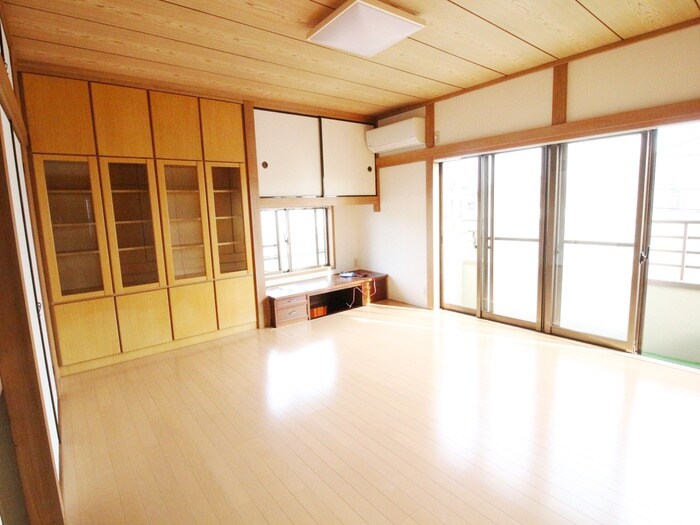 物件内観写真9　(居室)