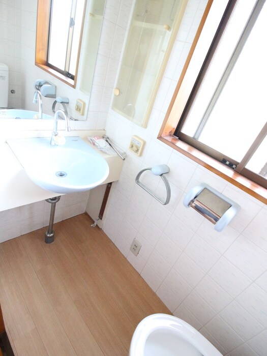 物件内観写真11　(洗面)