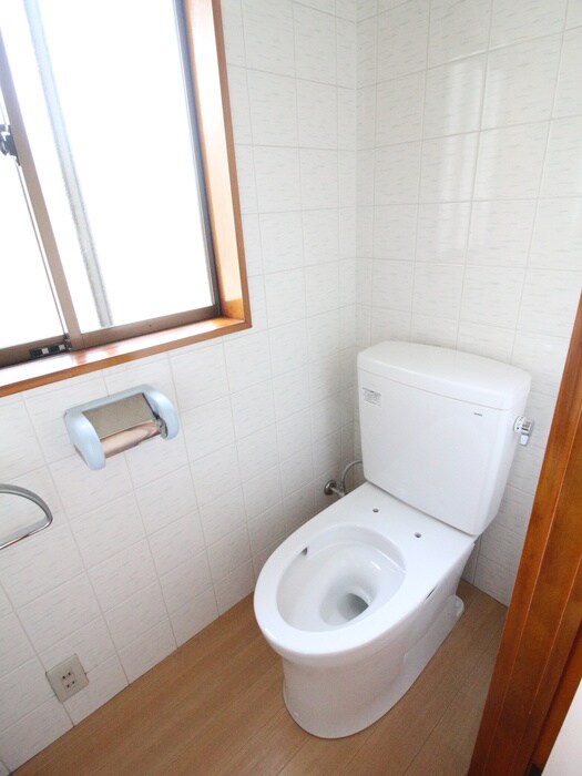 物件内観写真13　(トイレ)