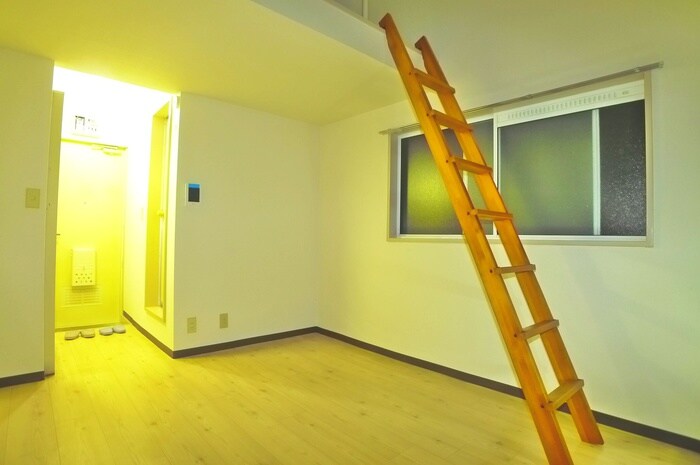 物件内観写真9　(居室)