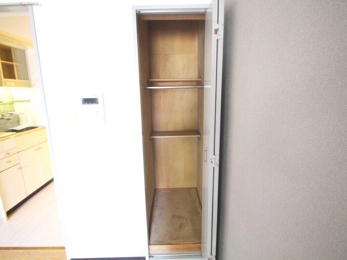 物件内観写真9　(収納)