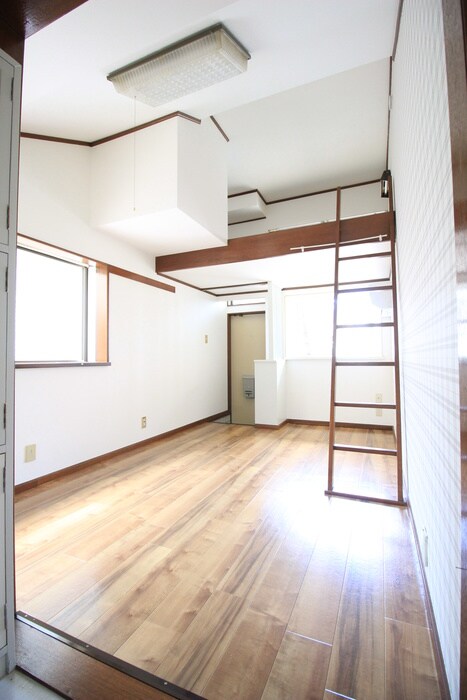 物件内観写真4　(居室)