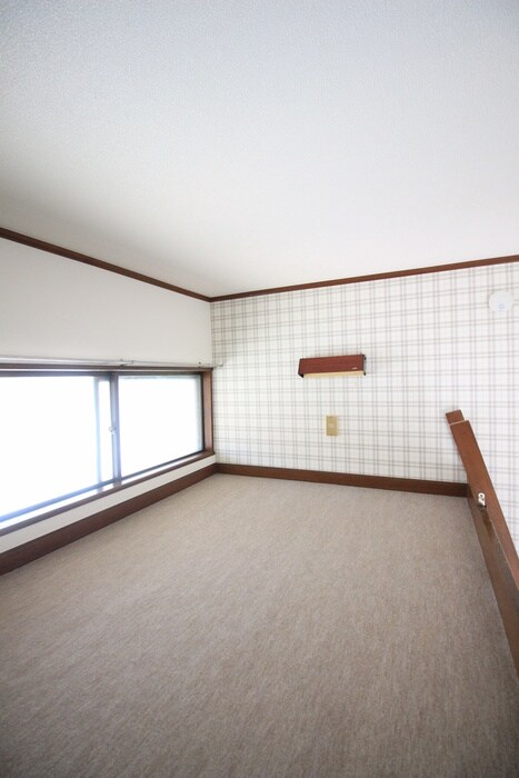 物件内観写真18　(ロフト)
