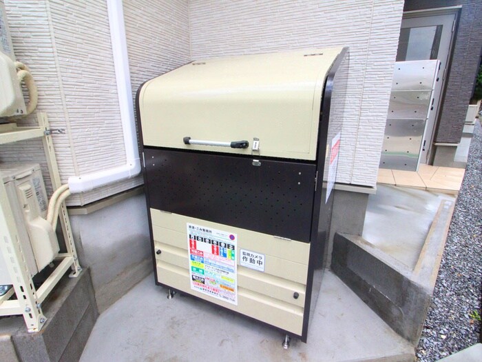 物件外観写真4　(建物設備)