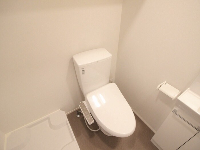 物件内観写真10　(トイレ)