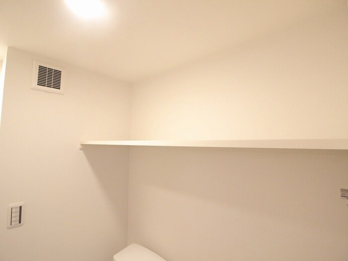物件内観写真13　(収納)