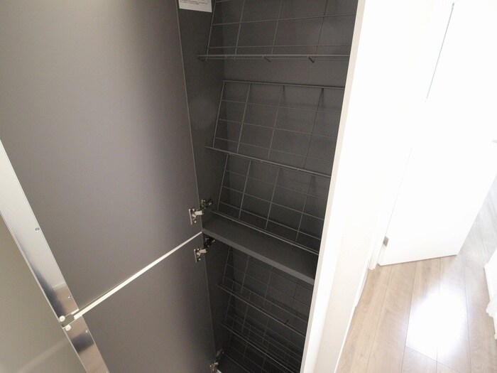 物件内観写真15　(靴箱)