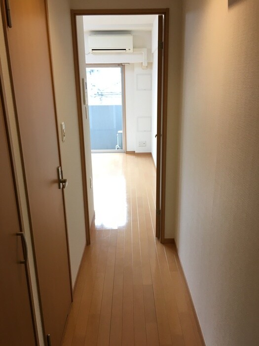 物件内観写真7　(廊下)