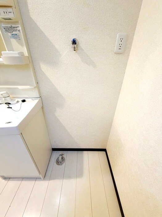 物件内観写真14　(洗濯機置場)