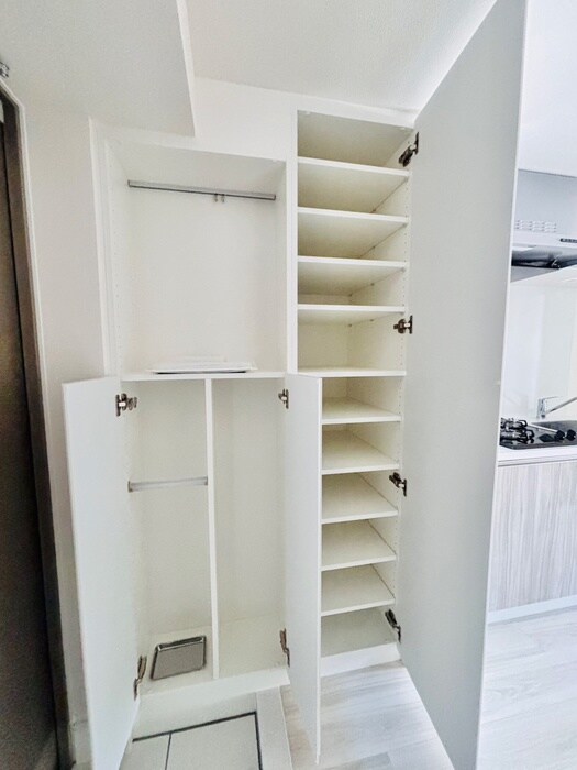 物件内観写真14　(靴箱)