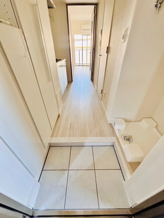物件内観写真20　(玄関)