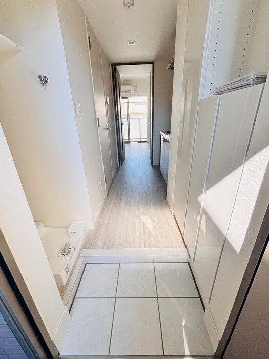 物件内観写真22　(玄関)