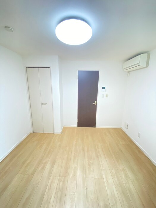 物件内観写真16　(居室)