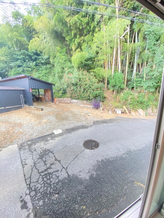 物件内観写真22　(室内からの展望)