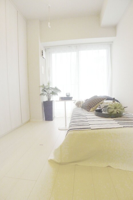 物件内観写真10　(室内からの展望)