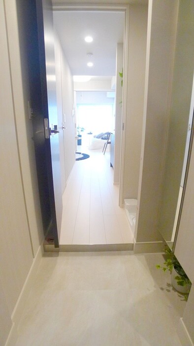 物件内観写真17　(玄関)