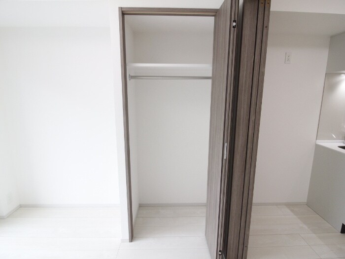物件内観写真12　(収納)