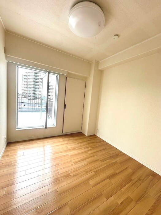 物件内観写真19　(居室)