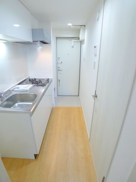 物件内観写真17　(廊下)