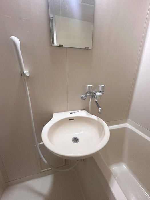 物件内観写真13　(洗面)