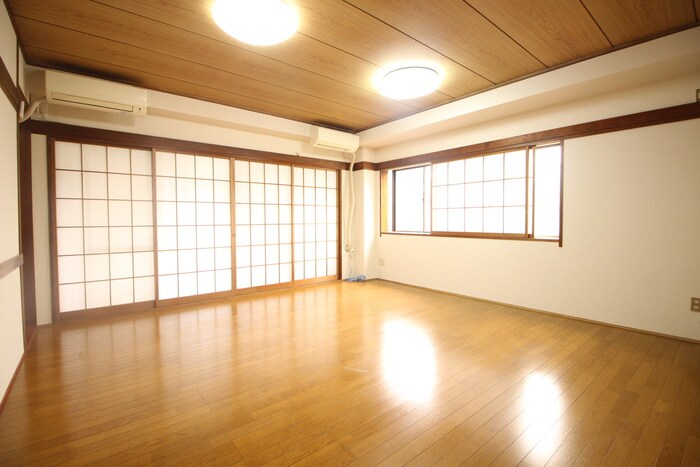 物件内観写真8　(居室)