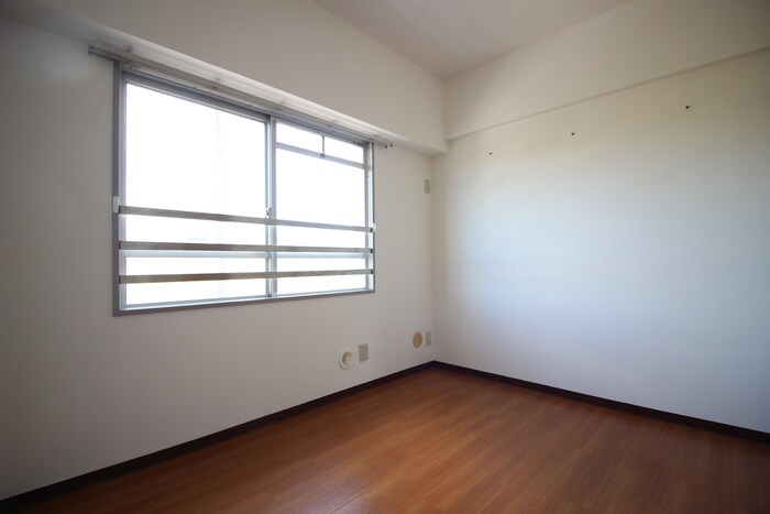 物件内観写真21　(居室)