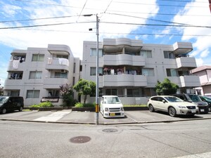 エクレ－ル金沢文庫外観写真
