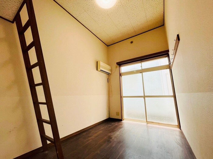 物件内観写真7　(居室)