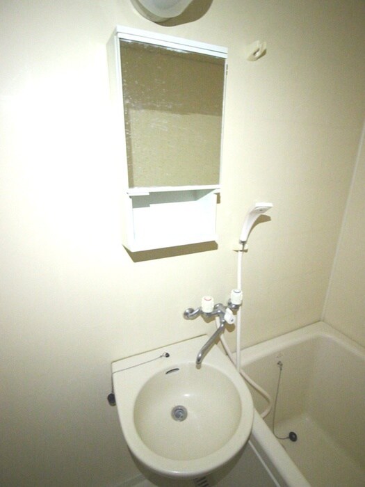 物件内観写真16　(洗面)