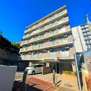 カスタリア野毛山外観写真