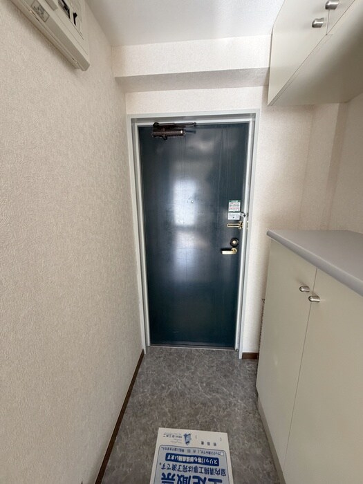 ハイツファインブル－の玄関