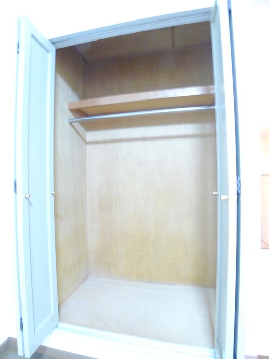 物件内観写真10　(収納)