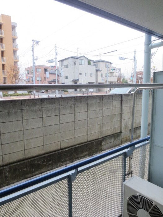 物件内観写真16　(室内からの展望)