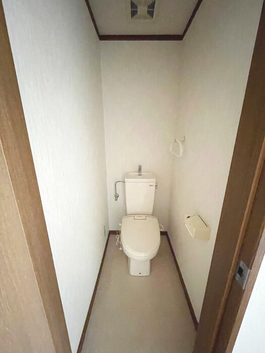 物件内観写真11　(トイレ)