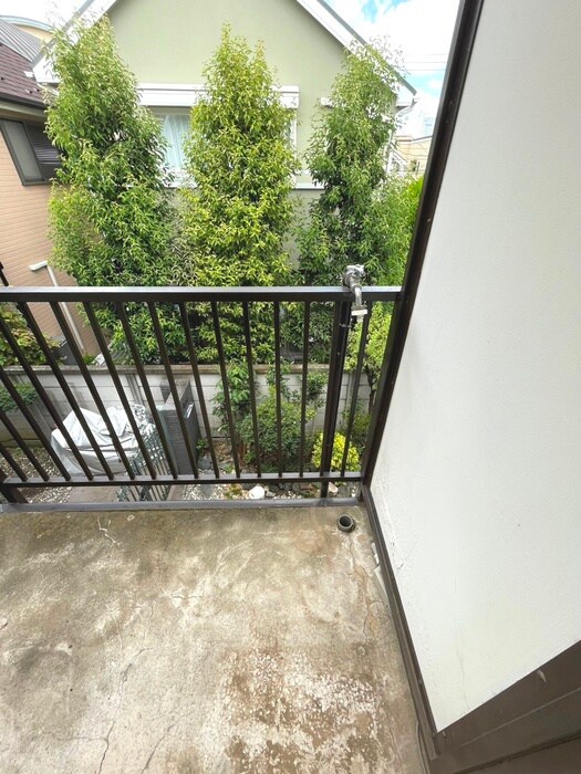 物件内観写真18　(洗濯機置場)