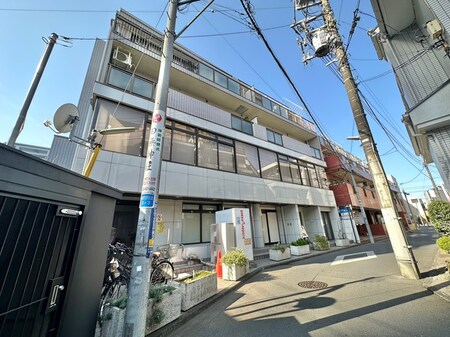 エクレ―ルひばり外観写真