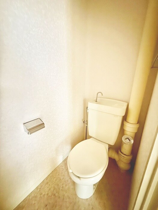 物件内観写真15　(トイレ)