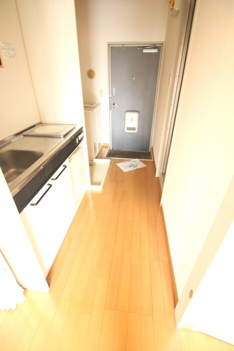 物件内観写真18　(廊下)