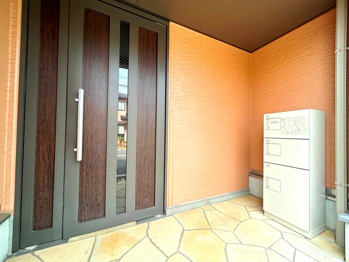 物件外観写真6　(建物設備)