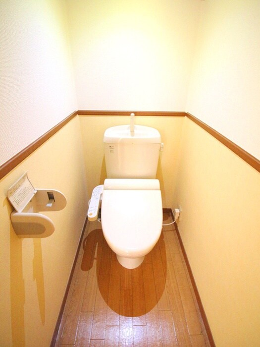 物件内観写真12　(トイレ)