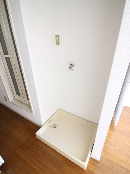 レジデンス  西馬込の洗濯機置場