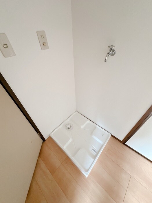 物件内観写真20　(洗濯機置場)