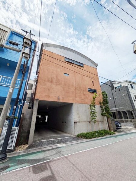セラヴィ(3F)外観写真
