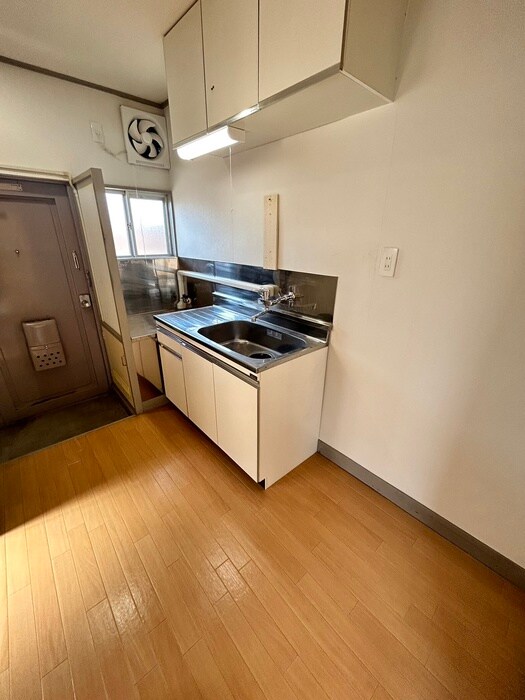 物件内観写真7　(居室)